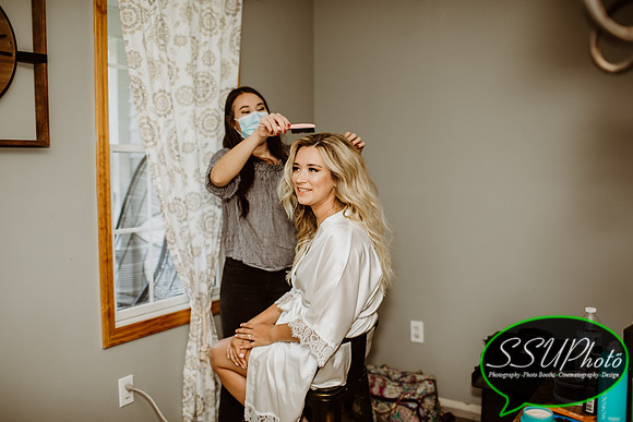 GettingReady-98