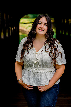 Destini Senior Photos-328