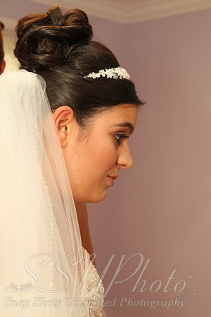0187GettingReadyWedding