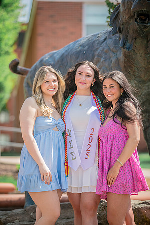 2025quinnipiacgrads-476