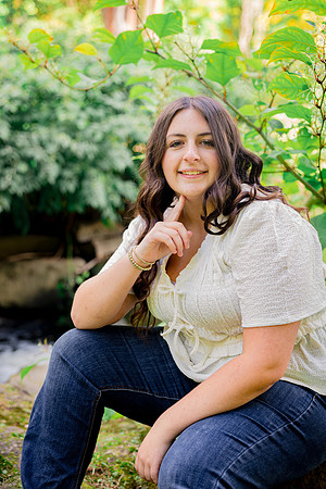 Destini Senior Photos-386