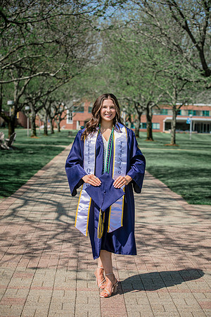 2025quinnipiacgrads-245