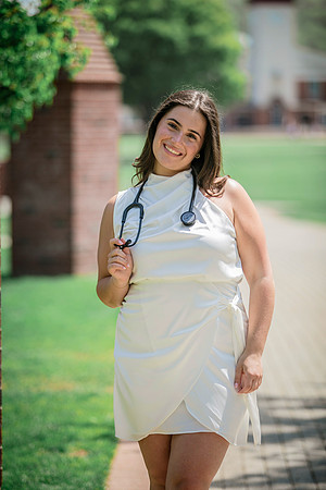 2025quinnipiacgrads-520
