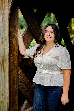 Destini Senior Photos-311