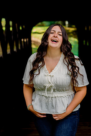 Destini Senior Photos-323