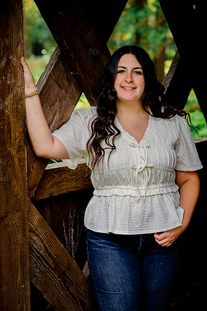 Destini Senior Photos-313