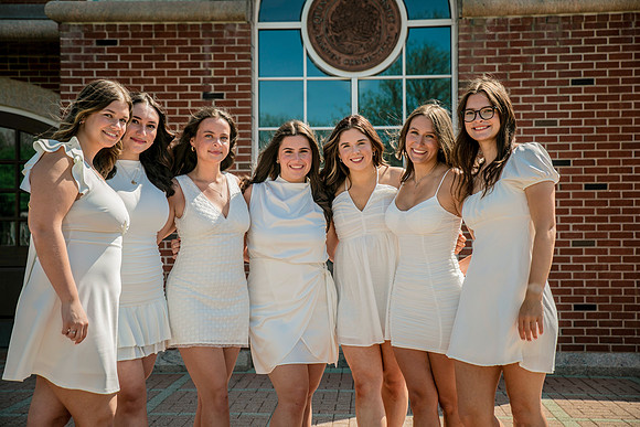 2025quinnipiacgrads-140