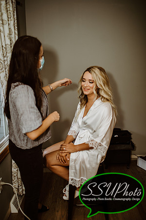GettingReady-106