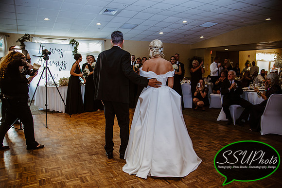 Reception-2230