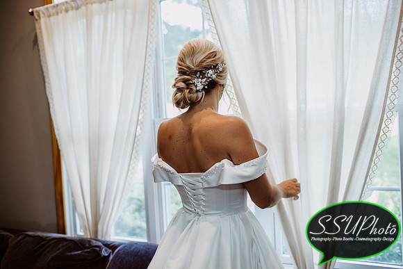 GettingReady-382