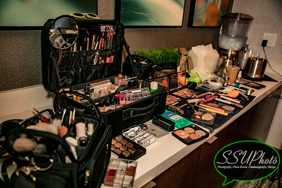 GettingReady-17