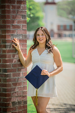 2025quinnipiacgrads-505