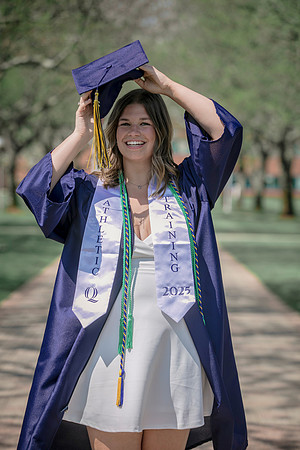 2025quinnipiacgrads-304