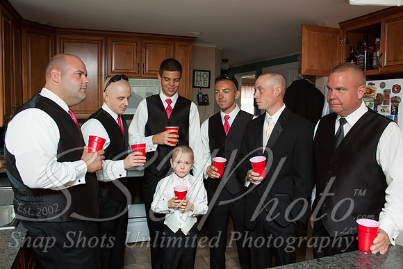0072GettingReadyWedding