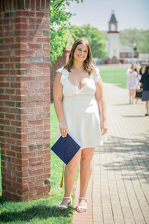 2025quinnipiacgrads-538