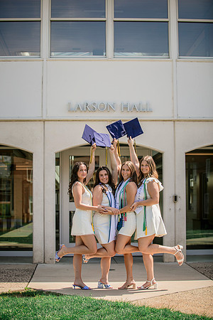 2025quinnipiacgrads-436