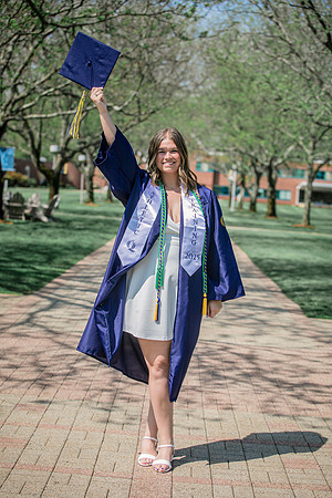 2025quinnipiacgrads-299