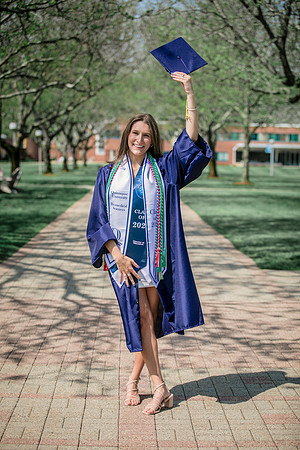 2025quinnipiacgrads-364