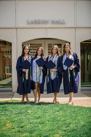 2025quinnipiacgrads-421