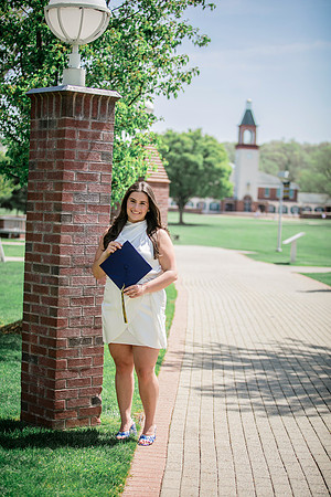 2025quinnipiacgrads-528