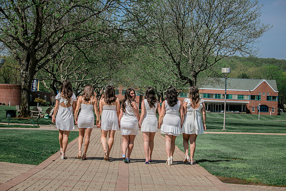 2025quinnipiacgrads-178