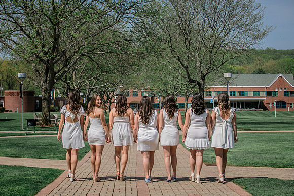 2025quinnipiacgrads-168