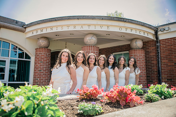 2025quinnipiacgrads-154
