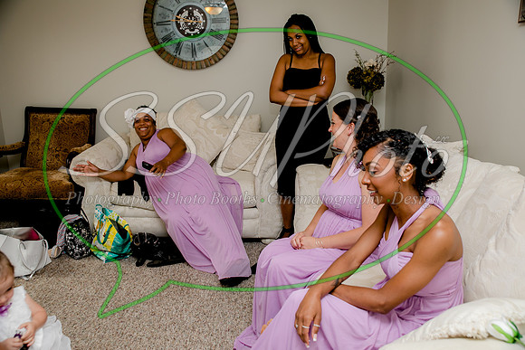0232gettingready