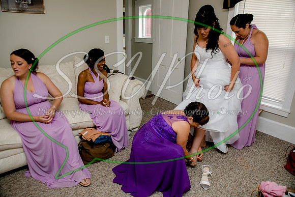 0271gettingready