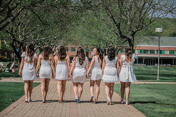 2025quinnipiacgrads-181