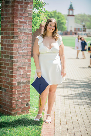 2025quinnipiacgrads-537