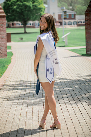 2025quinnipiacgrads-576