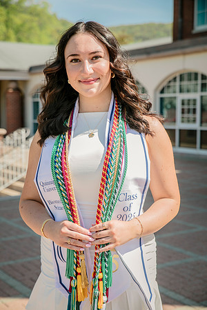 2025quinnipiacgrads-61