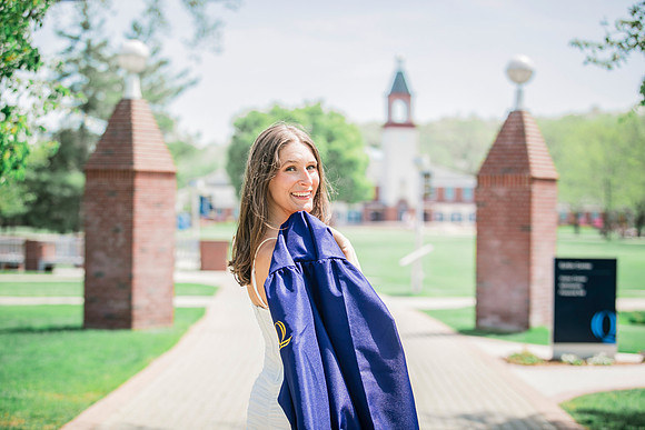 2025quinnipiacgrads-645