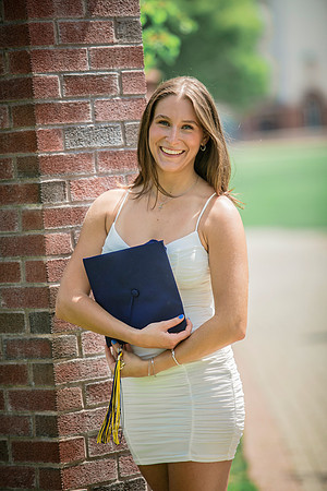 2025quinnipiacgrads-553