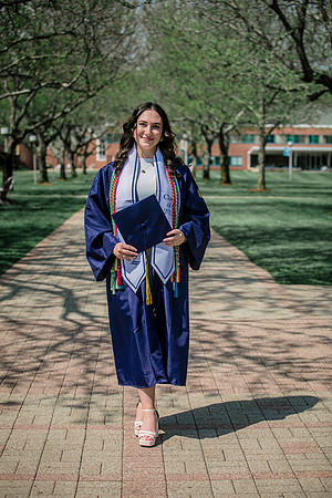 2025quinnipiacgrads-335