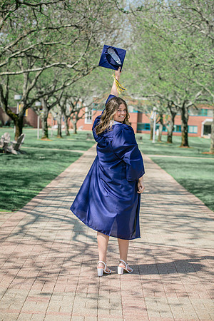 2025quinnipiacgrads-290