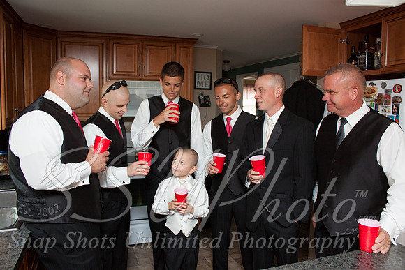0073GettingReadyWedding