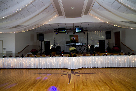 1083Reception