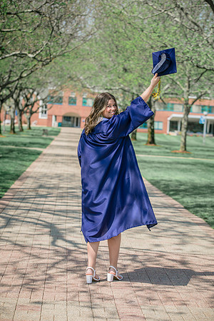 2025quinnipiacgrads-289