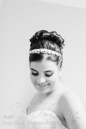 0195GettingReadyWedding