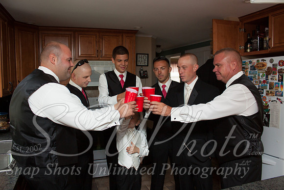 0074GettingReadyWedding