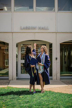 2025quinnipiacgrads-405
