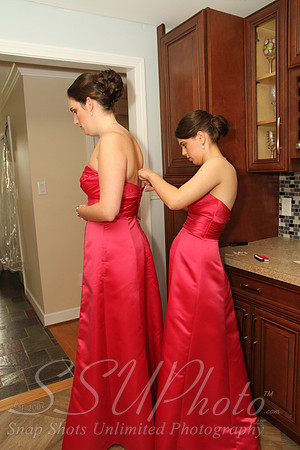 0156GettingReadyWedding