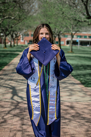 2025quinnipiacgrads-248