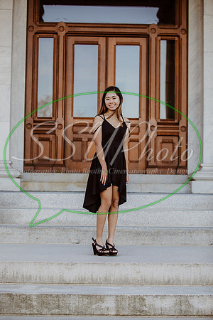 Seniors2020395