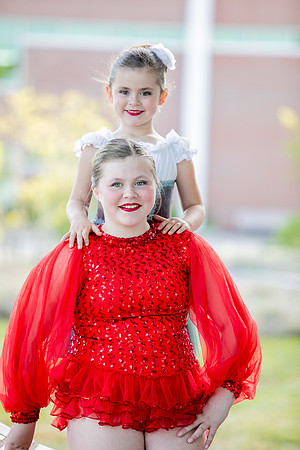 sisters202000098