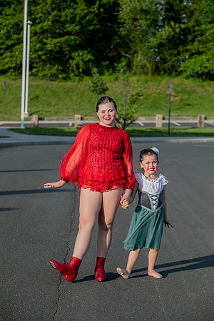 sisters202000213