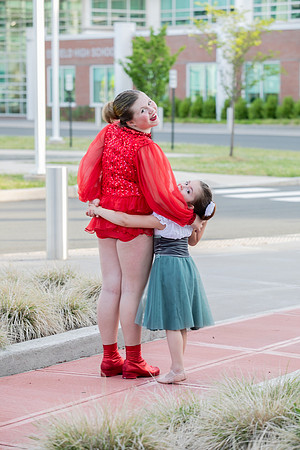 sisters202000241