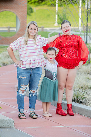 sisters202000277